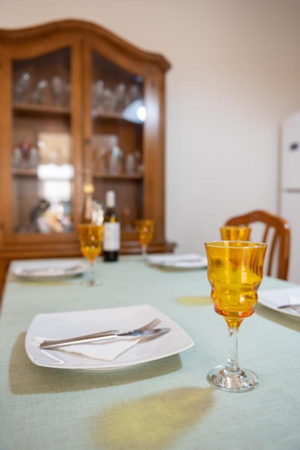 Ikaros Apartment Preveza Buitenkant foto