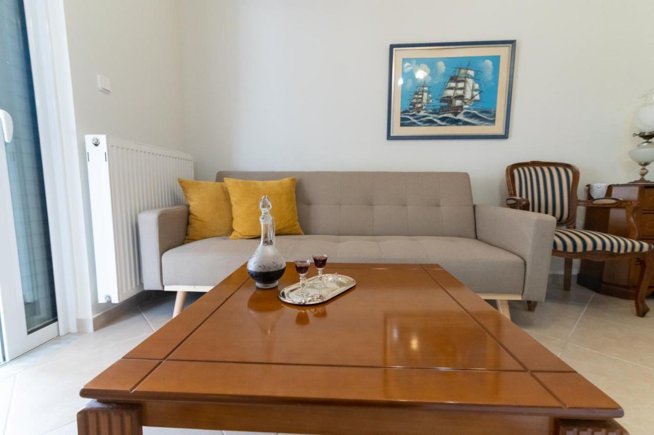 Ikaros Apartment Preveza Buitenkant foto