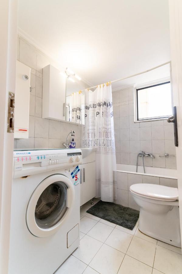 Ikaros Apartment Preveza Buitenkant foto