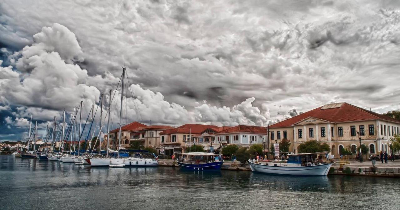 Ikaros Apartment Preveza Buitenkant foto